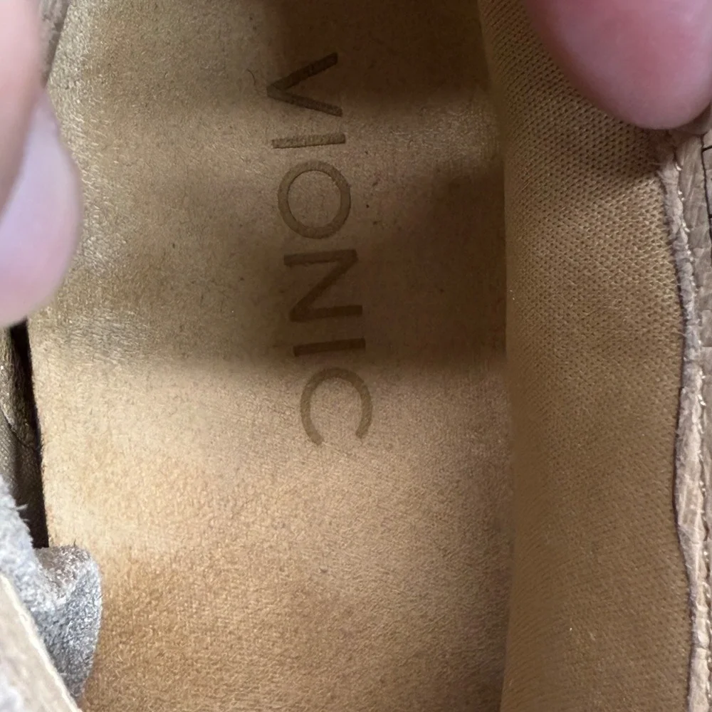 Vionic‎ Suede Fringe Ankle Booties Western Accents Taupe Brown Women's Size 9